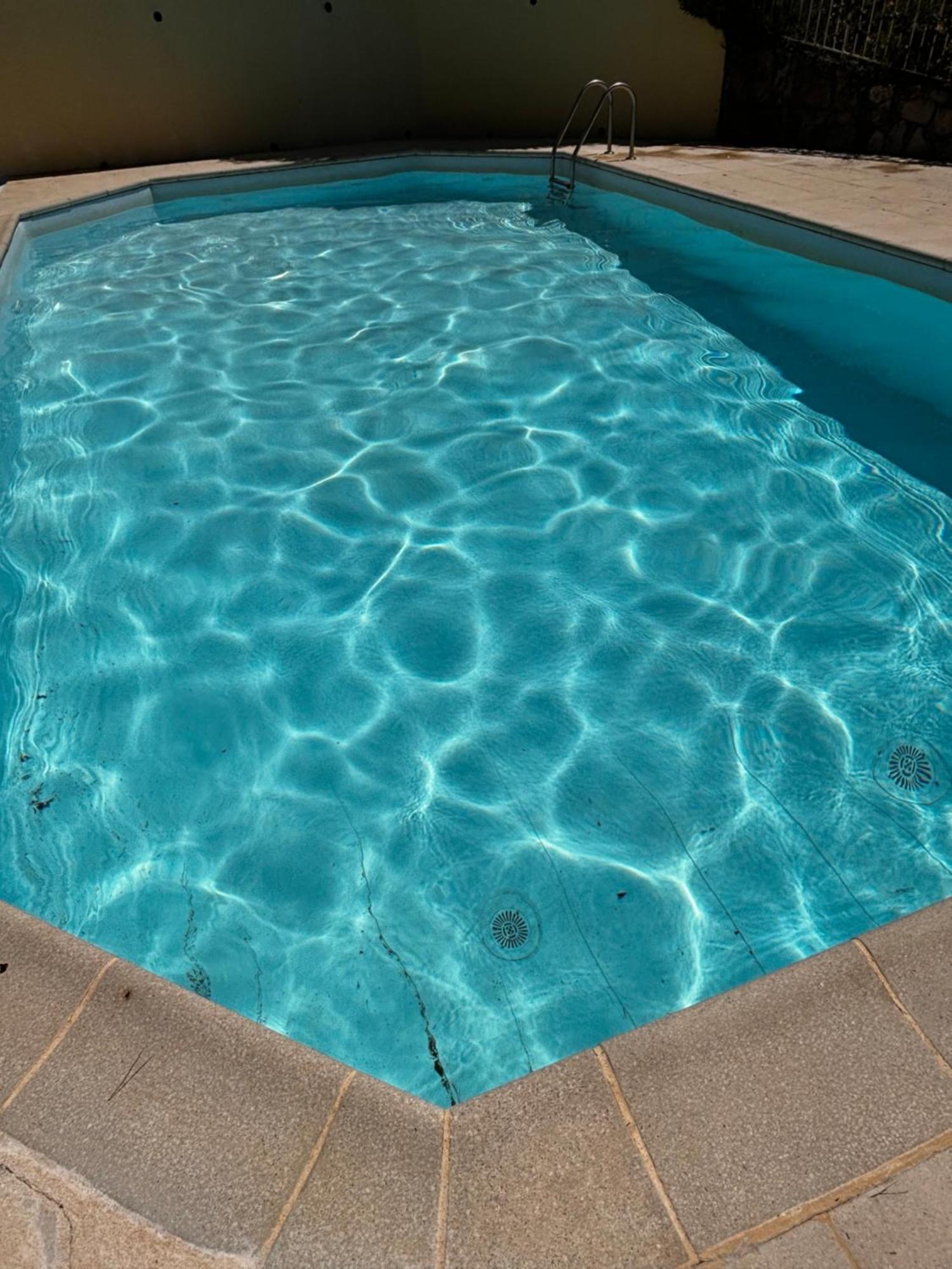 Mondello Hotellerie&consultant : De Standing 47m2 Avec Piscine * Cannes