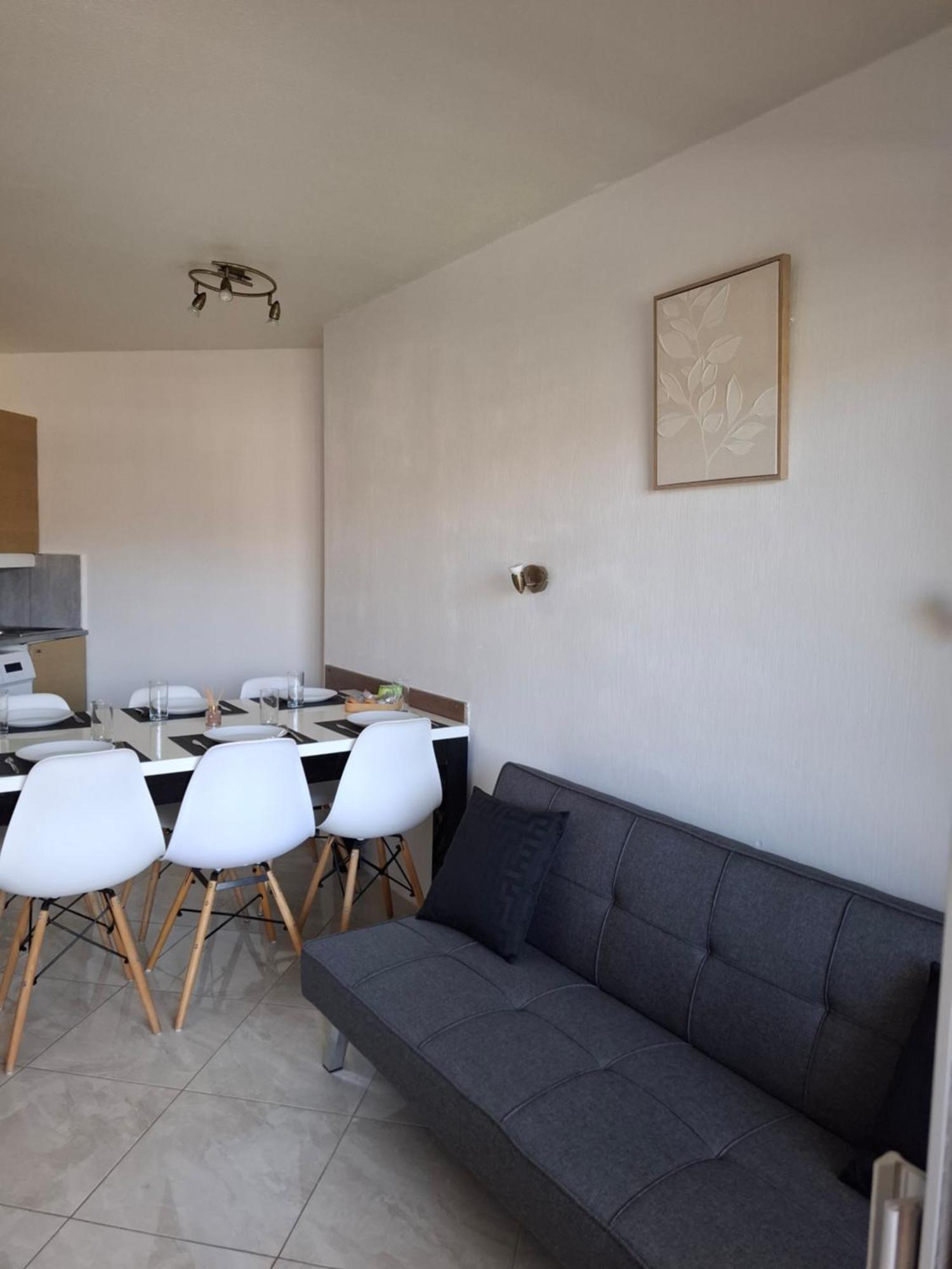 3 Pieces, Proche Et Apartment Cannes