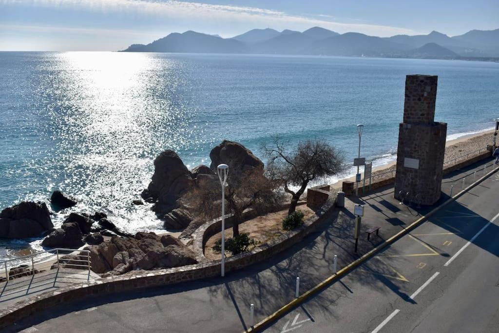 Appartement Bord De Cannes