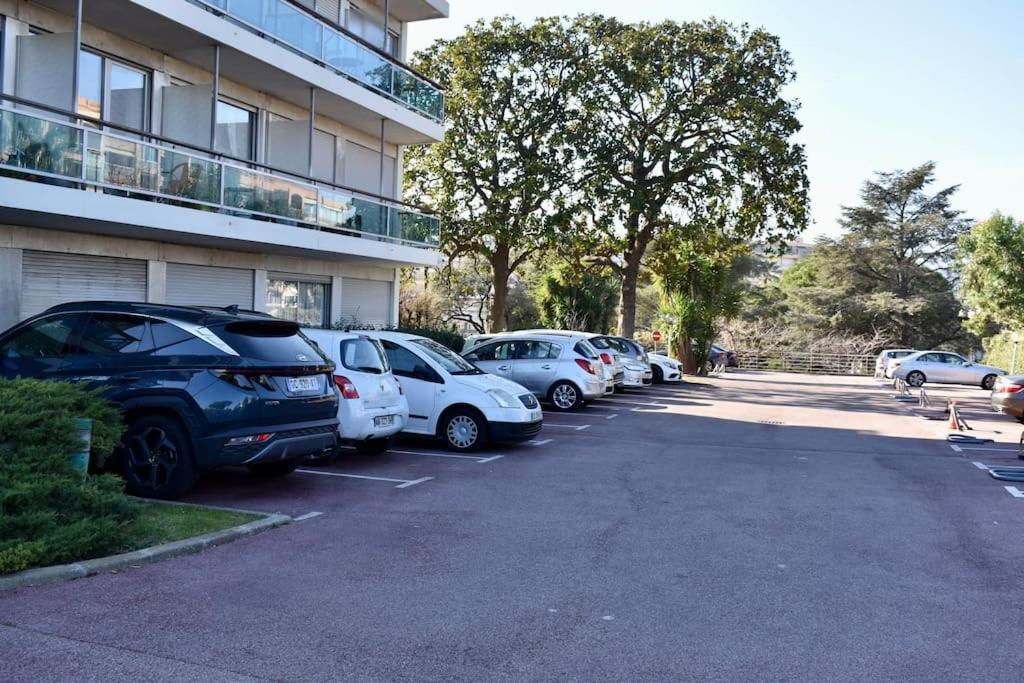 Bord De Appartement
