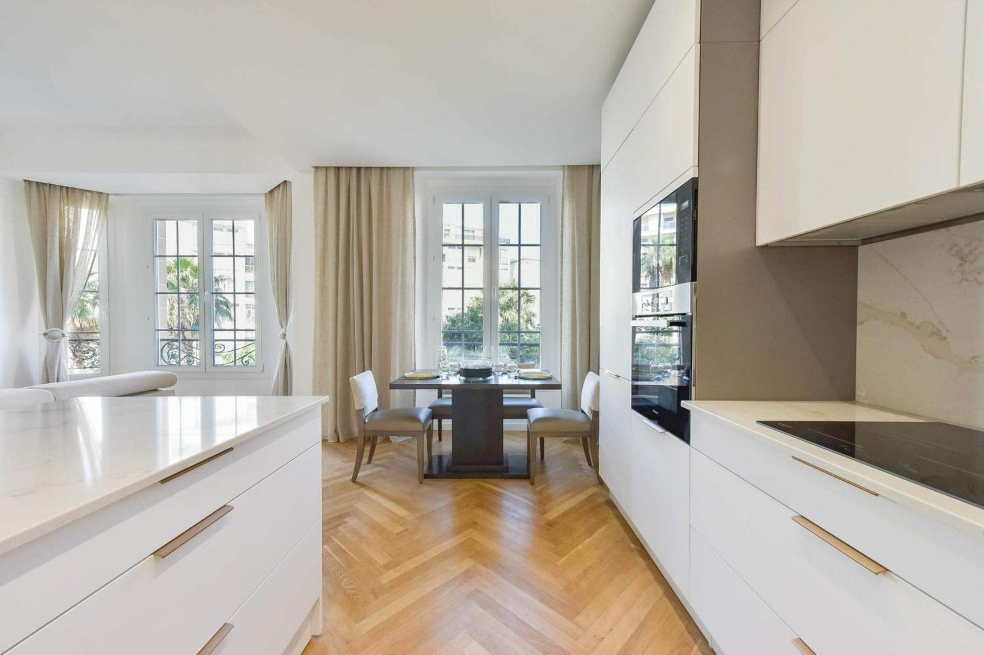 Apartment Rare Luxury 3-br Near The Croisette Cannes