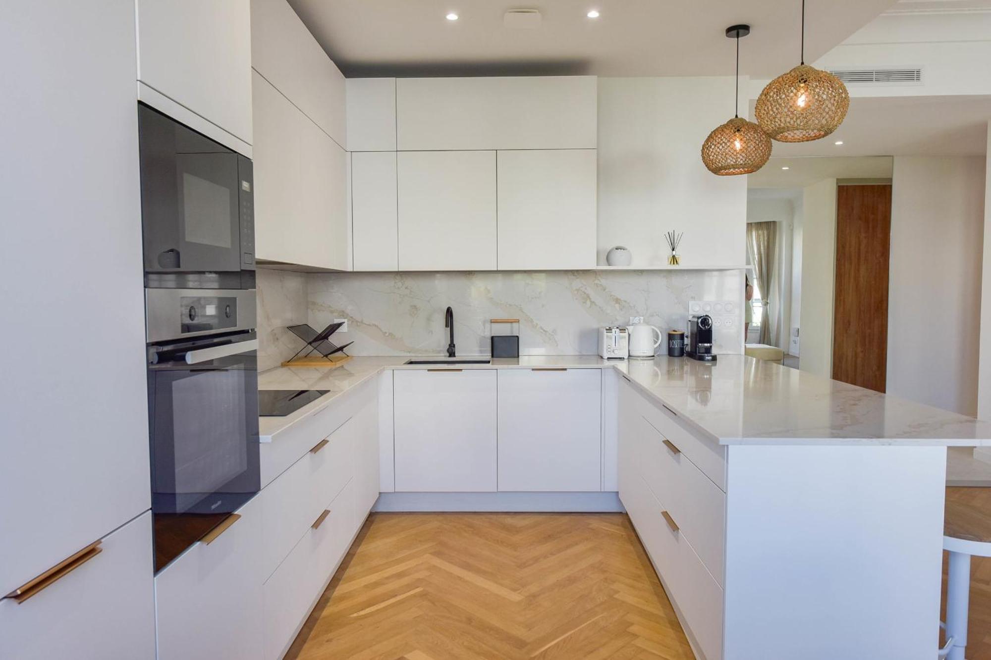 Apartment Rare Luxury 3-br Near The Croisette Cannes
