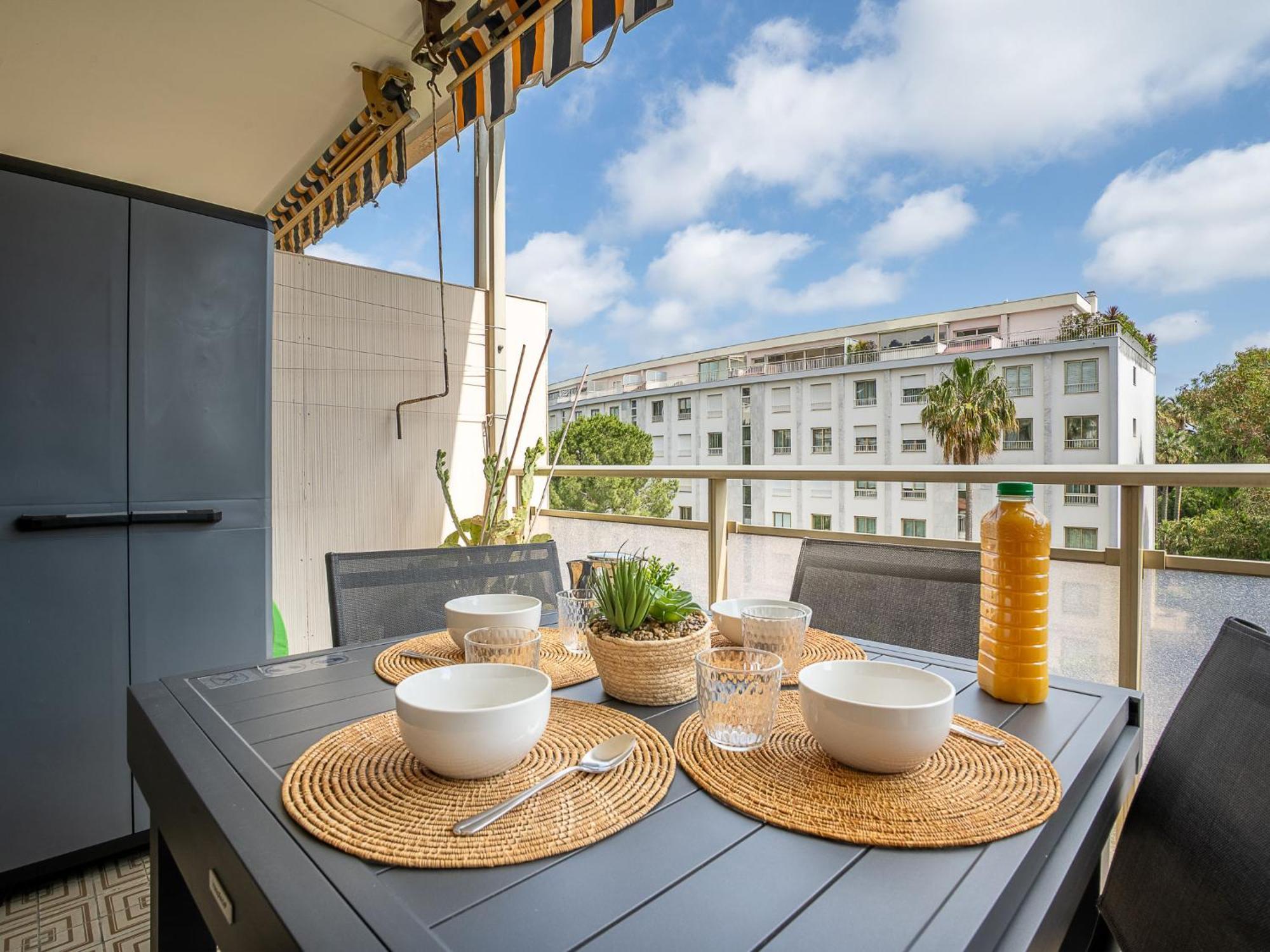 Les Aliscamps By Interhome * Cannes