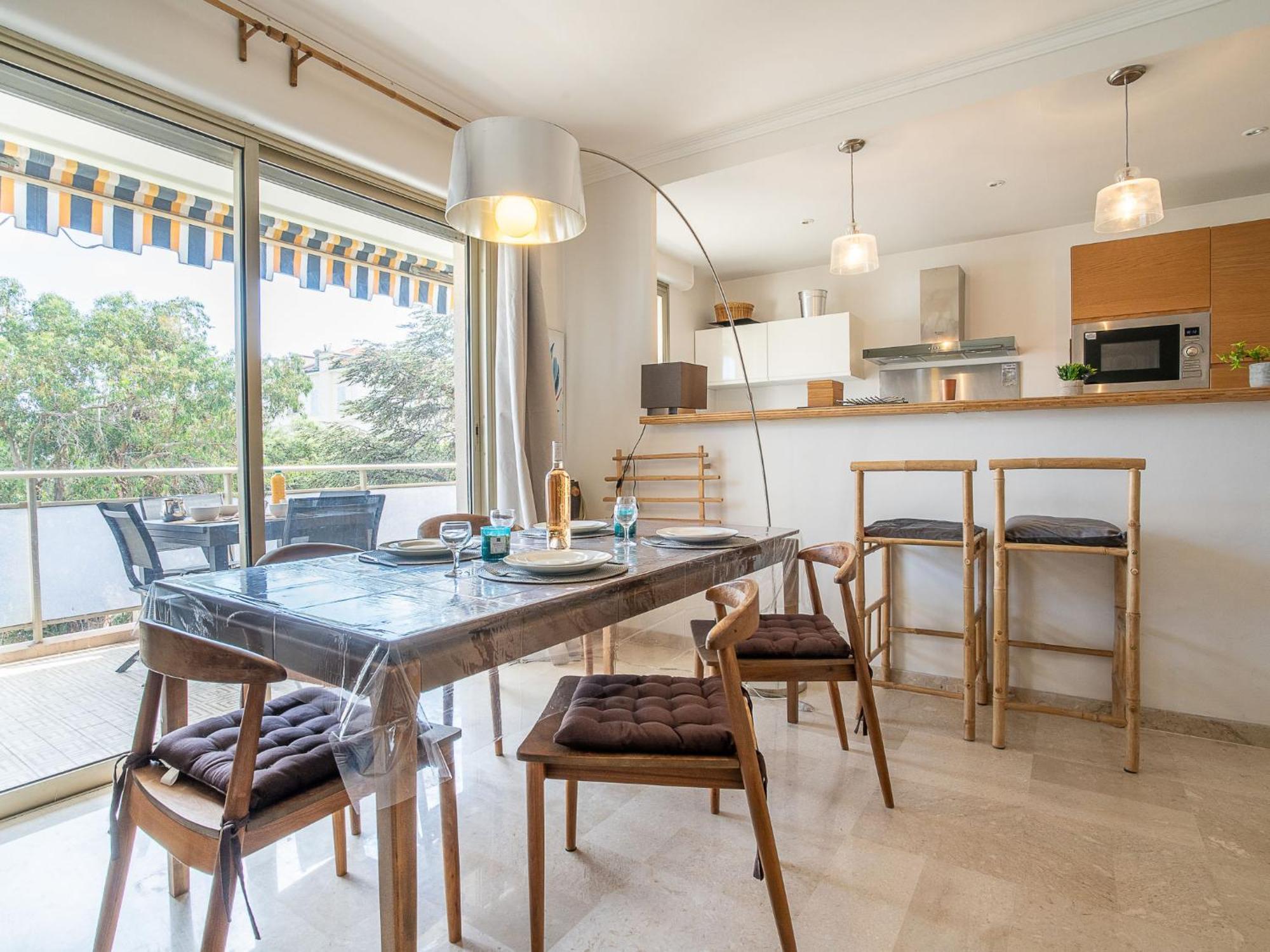 Apartment Les Aliscamps By Interhome Cannes