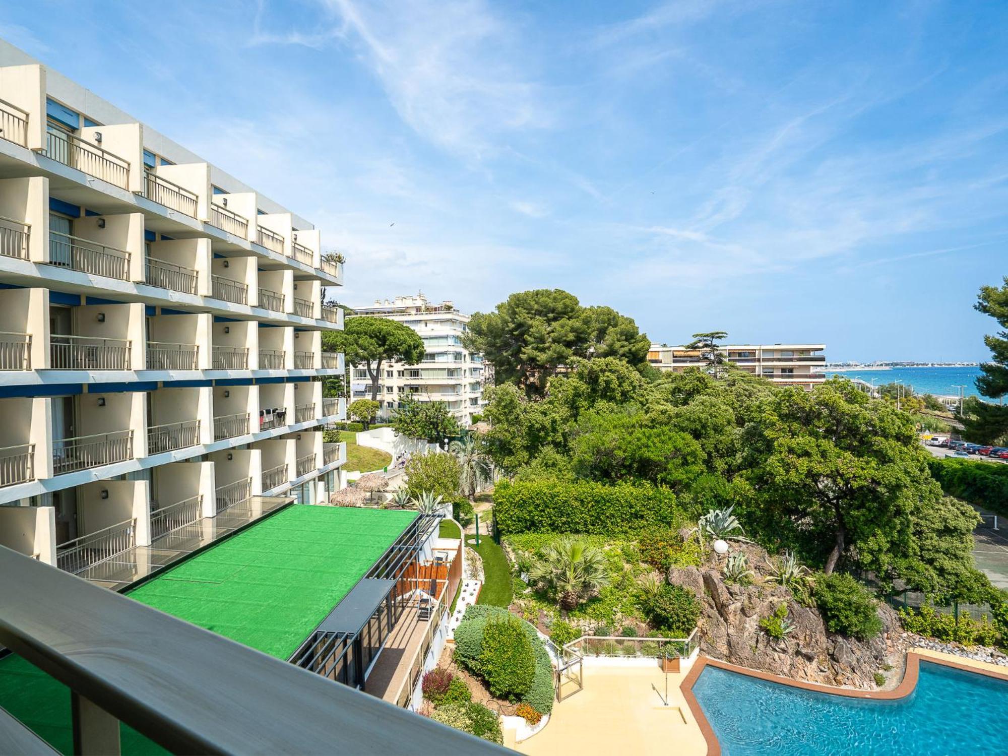 Apartment Le Trident By Interhome