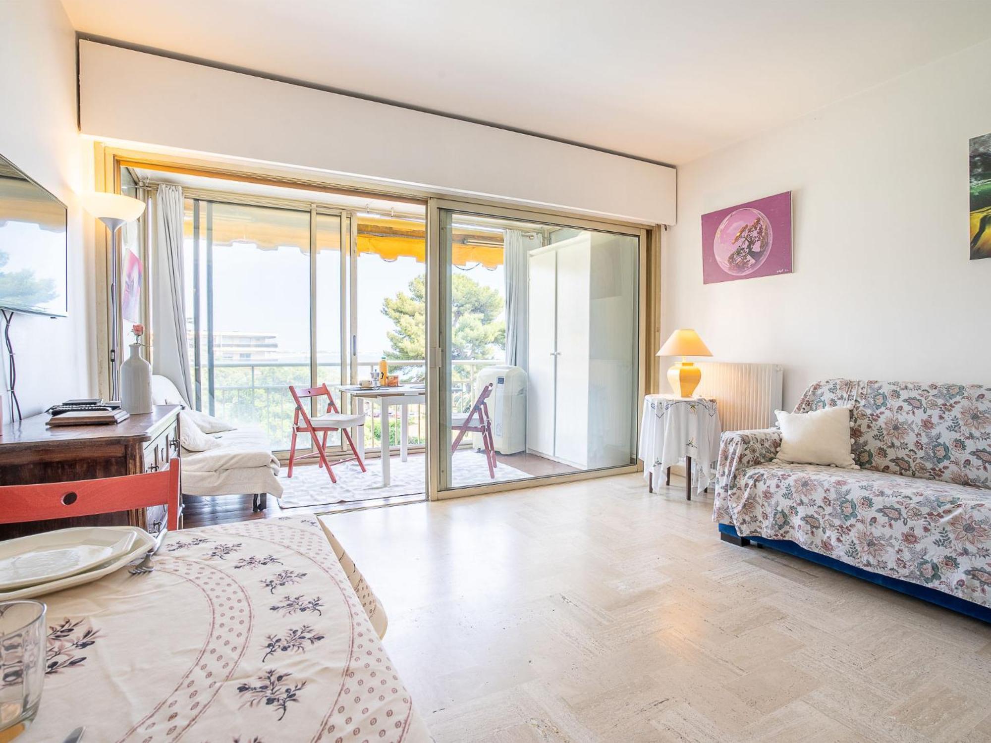 Apartment Le Trident By Interhome Cannes