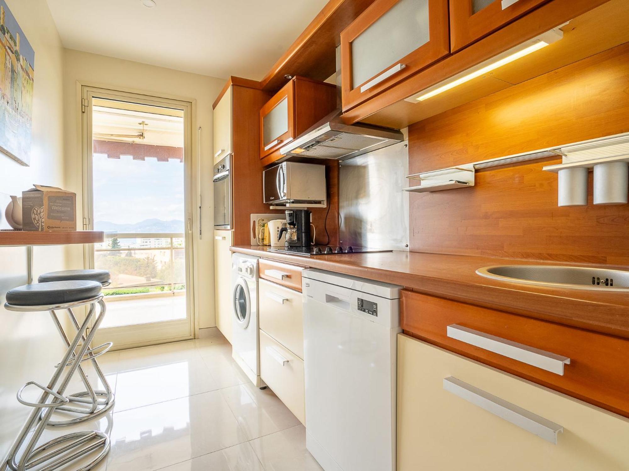 Appartement Parc Bruyere By Interhome Cannes