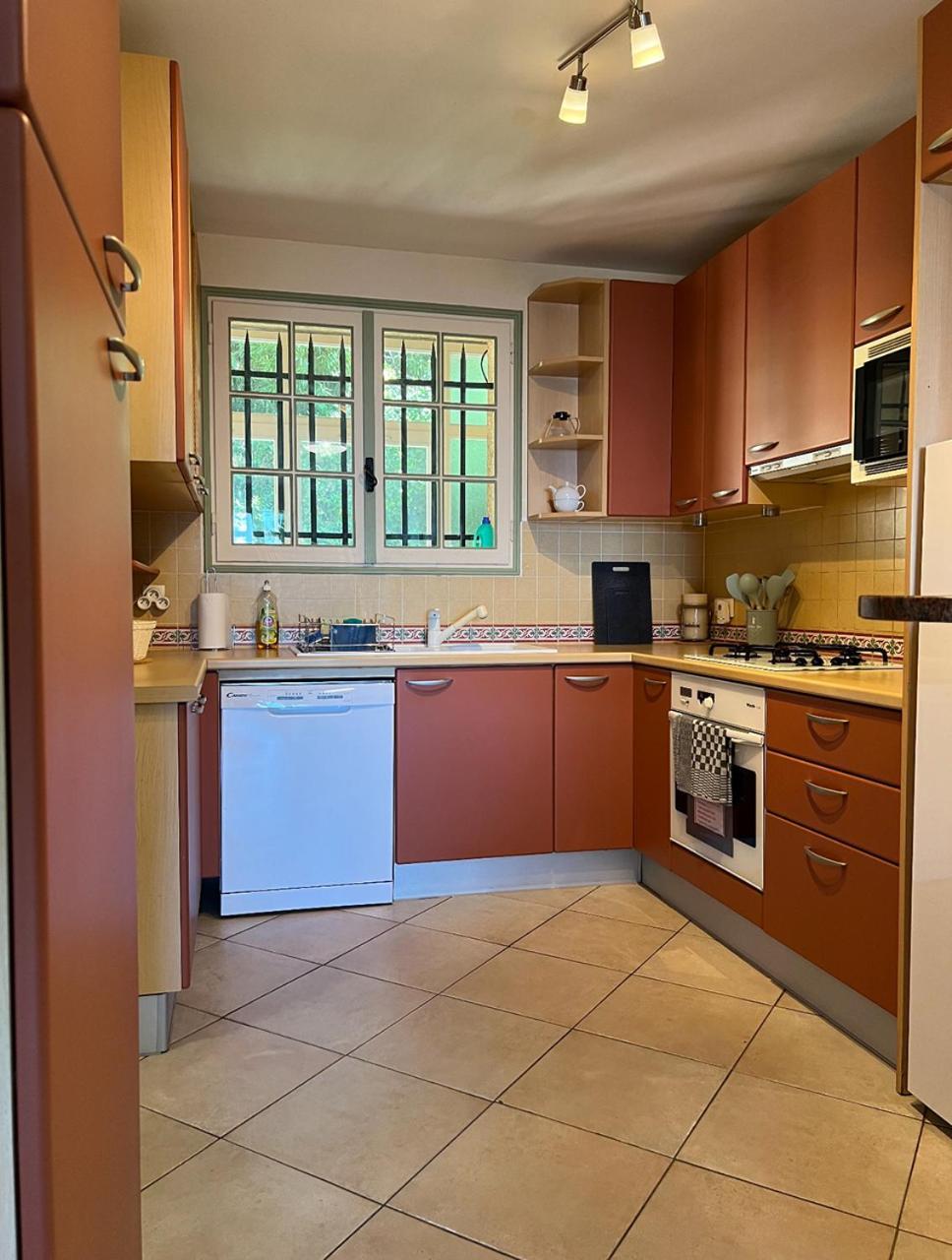 Charming Villa-appartement With A View On The Sea Of 95 M2 * Cannes