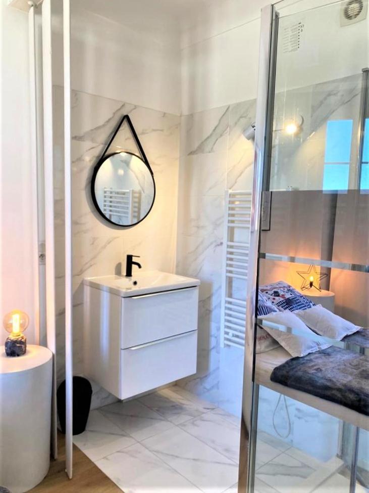 Apartment “ Bonjour” Au Coeur Et Au Calme Cannes