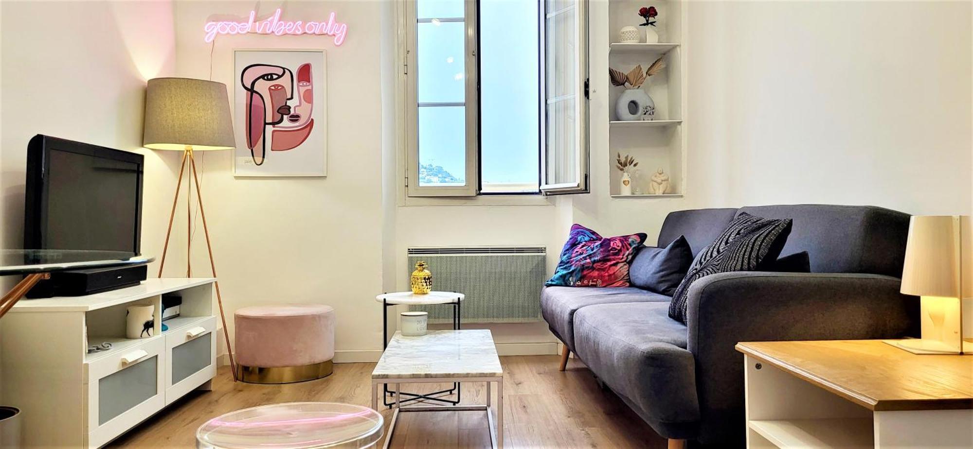 Apartment “ Bonjour” Au Coeur Et Au Calme Cannes