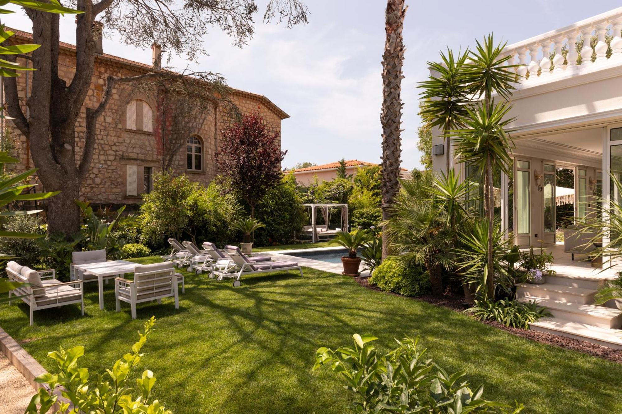 Luxueuse 7 Avec Piscine - *