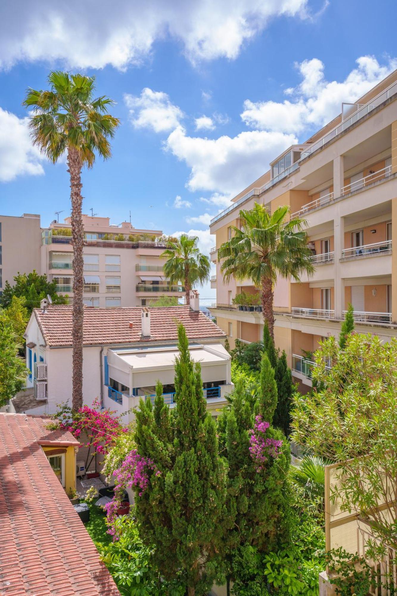 Le Santa By Apirent #climatisation #plage #vue * Cannes
