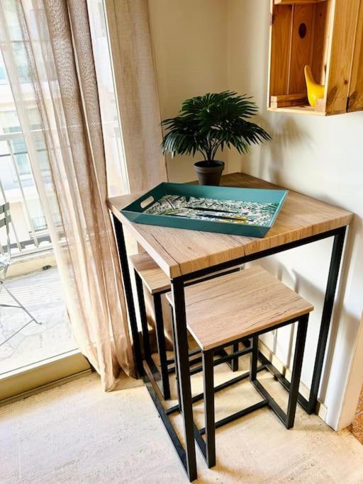 Apartment Quartier Des *