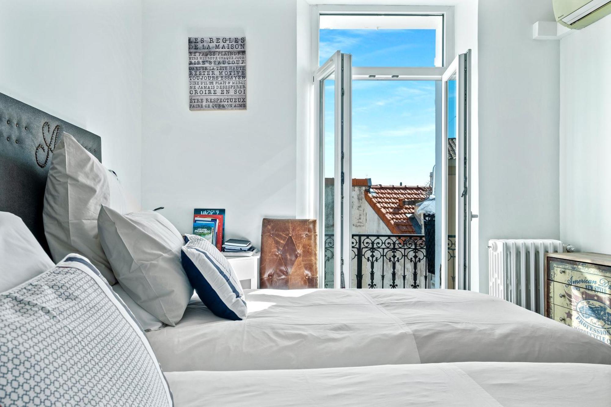 Apartment Immogroom - T4 - Center - 8 Min From Palais