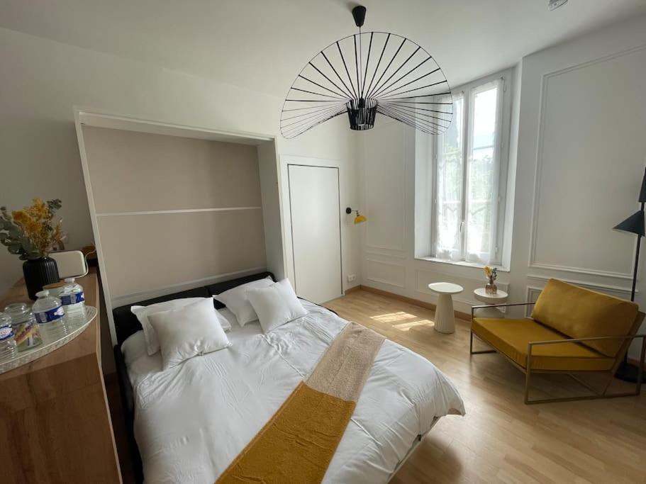 Centre Au Calme Avec Parking Prive Appartement