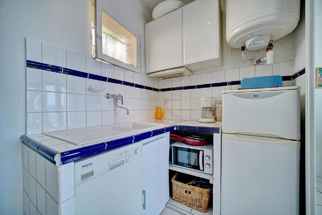 Apartment 2 Pieces Avec Terrasse Vue L! A1b120 Cannes