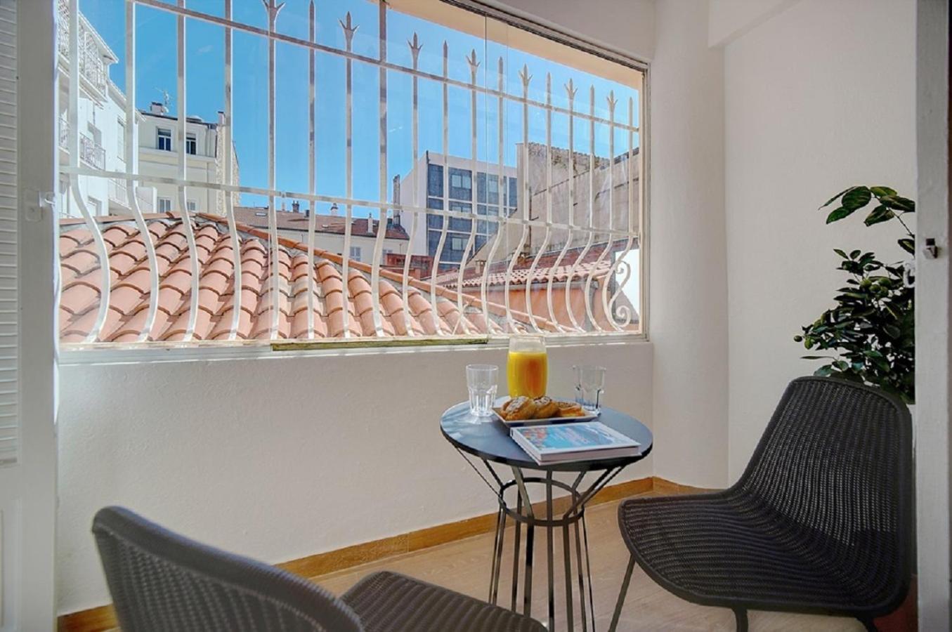 Magnifique 3 Pieces Renove Centre 'banane' Avec Veranda ! A2b88 * Cannes