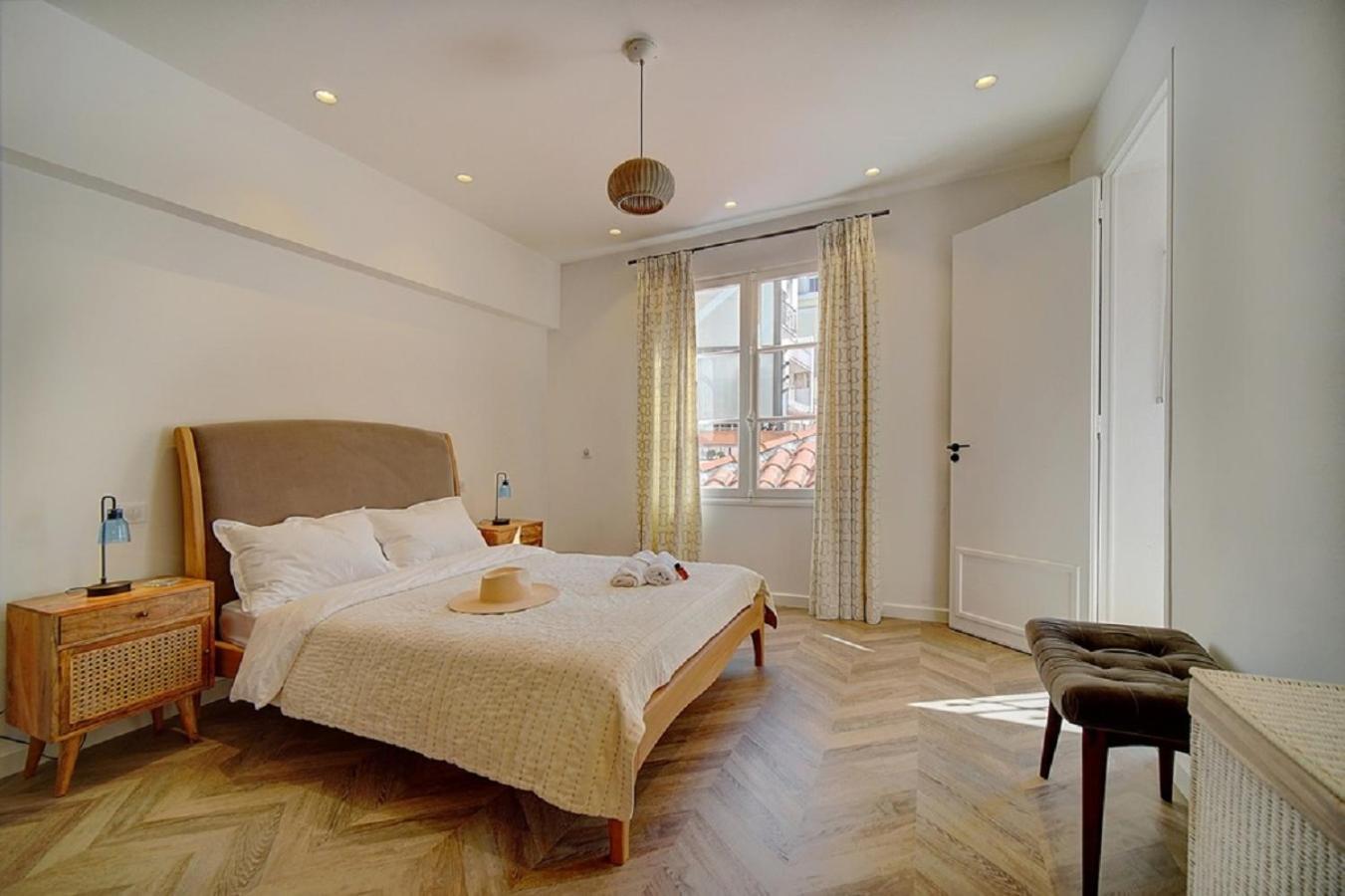 Appartement Magnifique 3 Pieces Renove Centre 'banane' Avec Veranda ! A2b88
