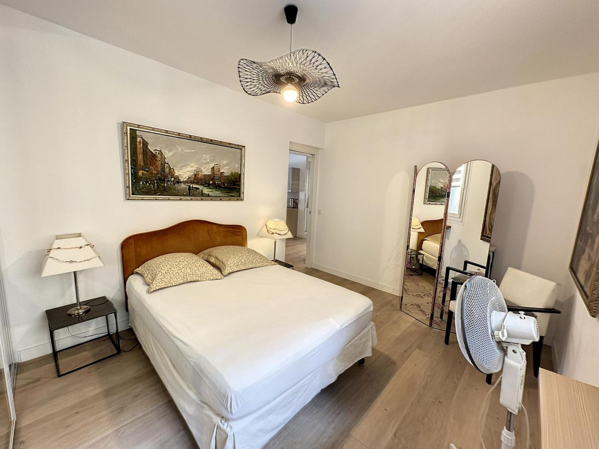 Pah1 - Tres Beau 2 Pieces Dans Rue Pietonne * Cannes