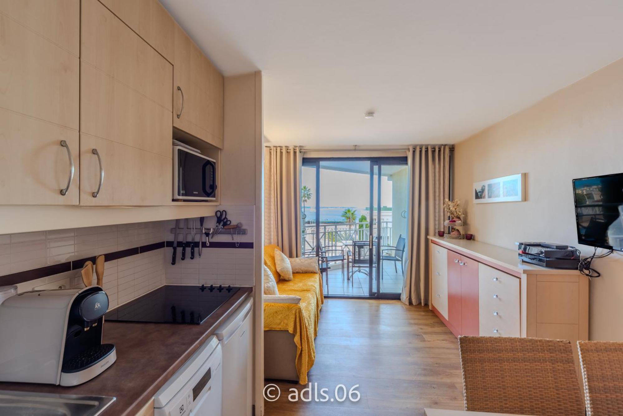 Un Studio De Charme Vue Mer & Piscine D'Exception Appartement
