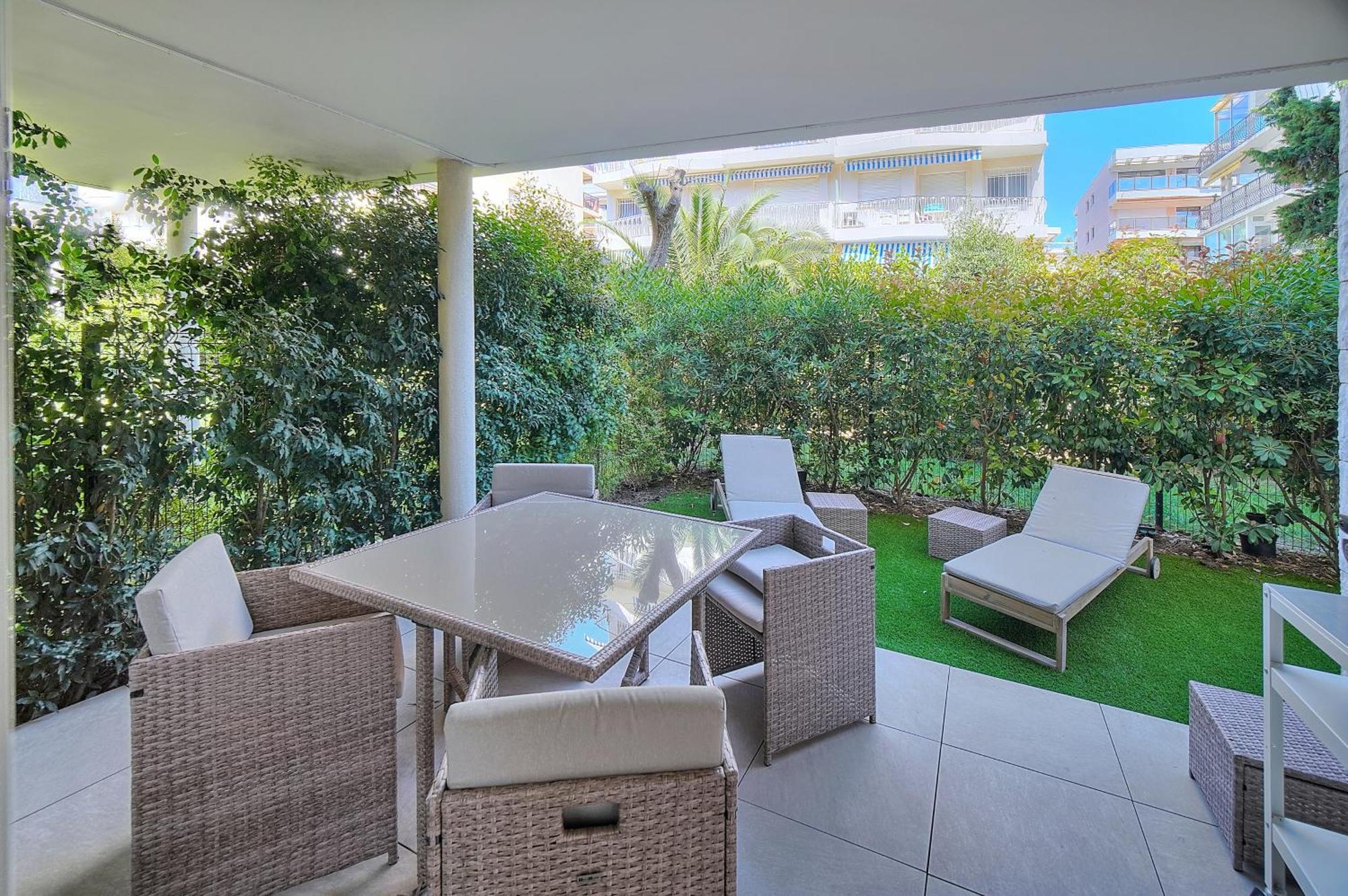 Immogroom - Garden - Bikes - Bbq - Parking - Ac Appartement