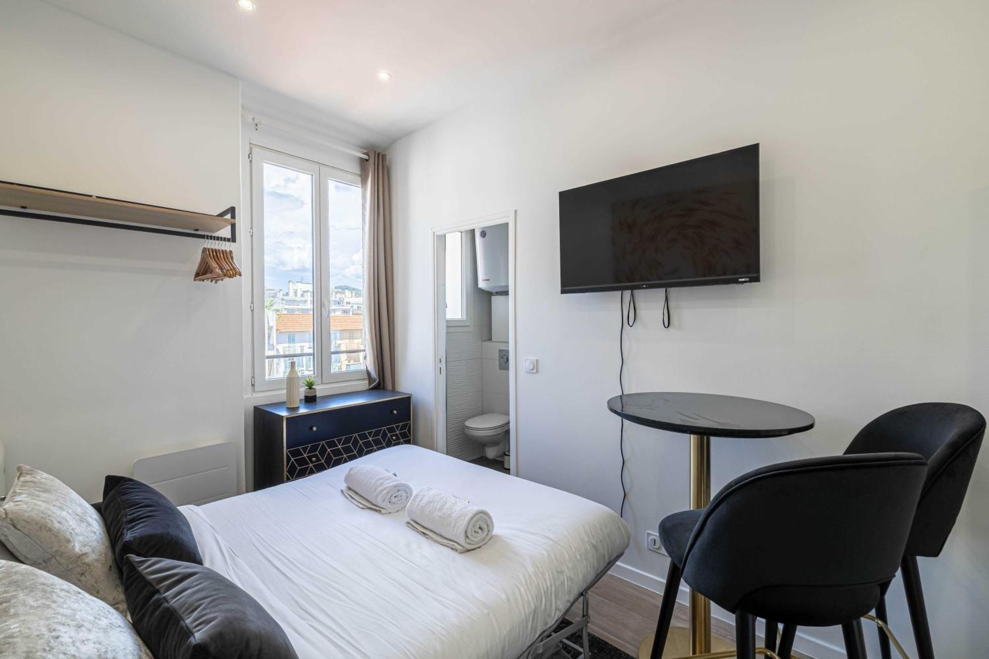 Apartment Renovated Cozy - Center - 2 Persons
