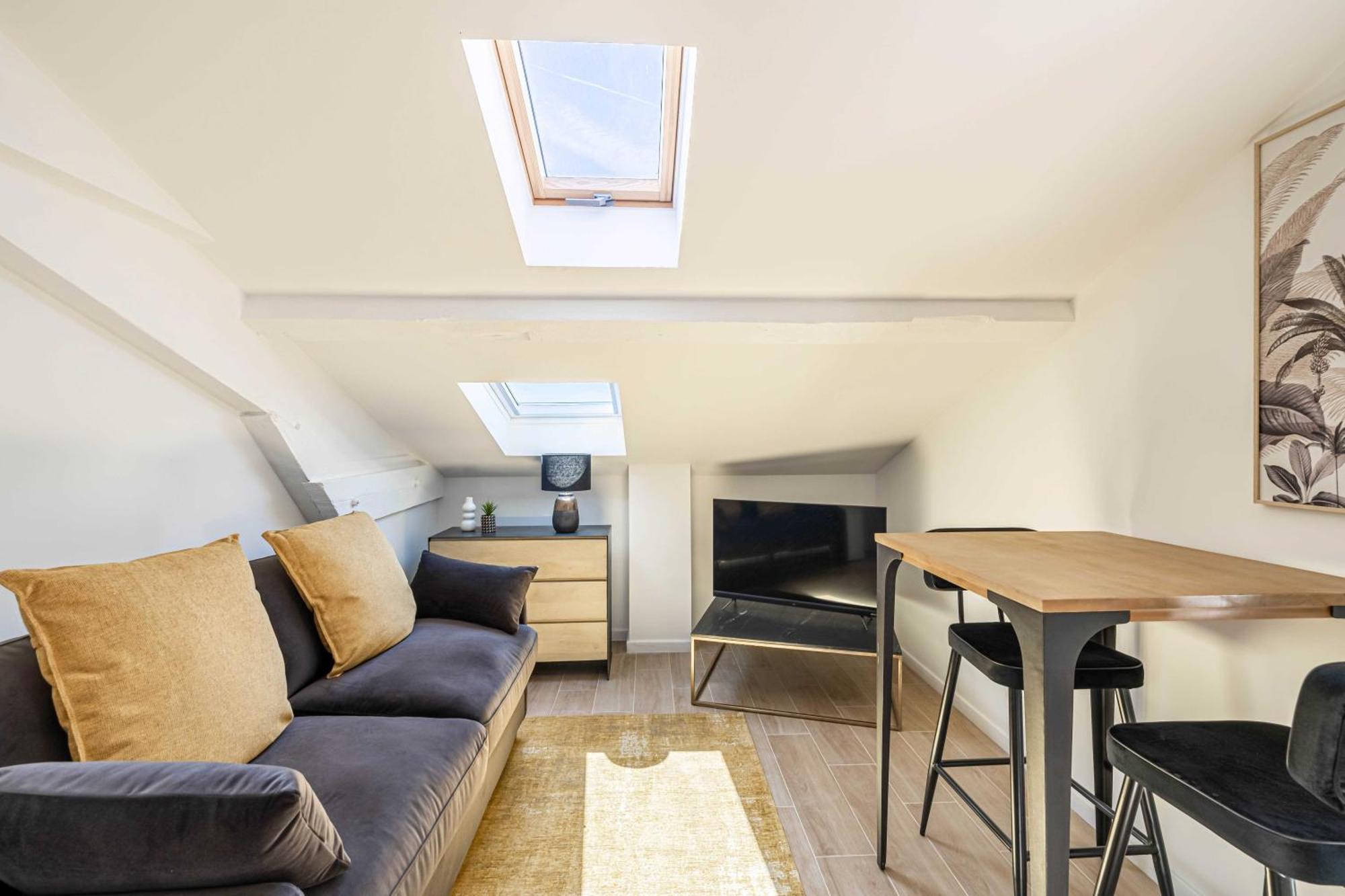 Apartment Renovated Cozy - Center - 2 Persons *