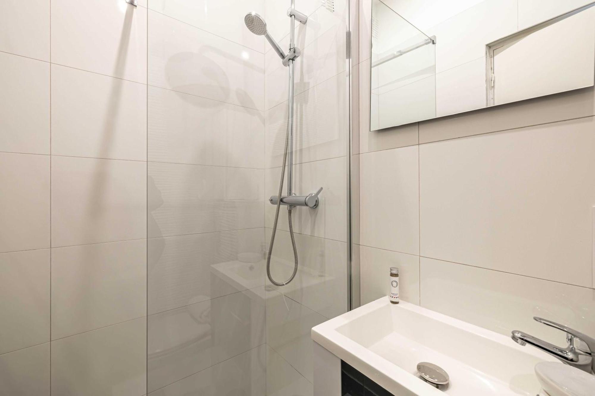 Renovated Cozy - Center - 2 Persons *
