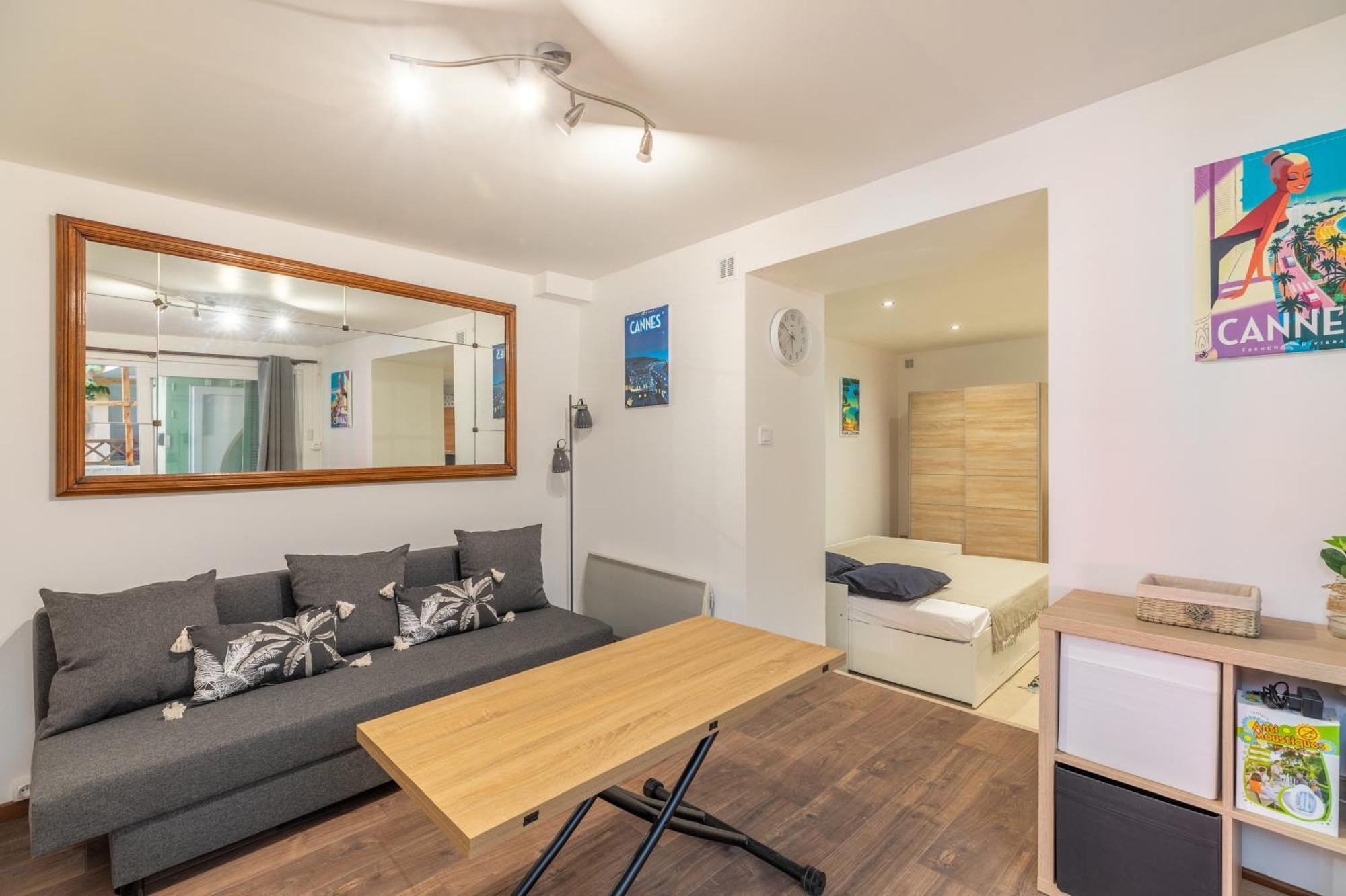 La Succulente - T1 Bis Climatise Proche Apartment Cannes
