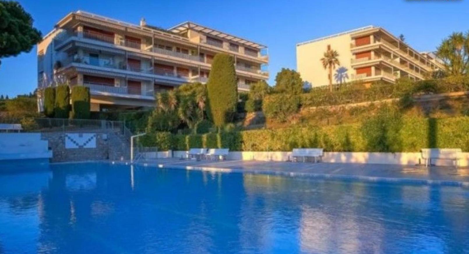 Croix Des Gardes Apartamento *