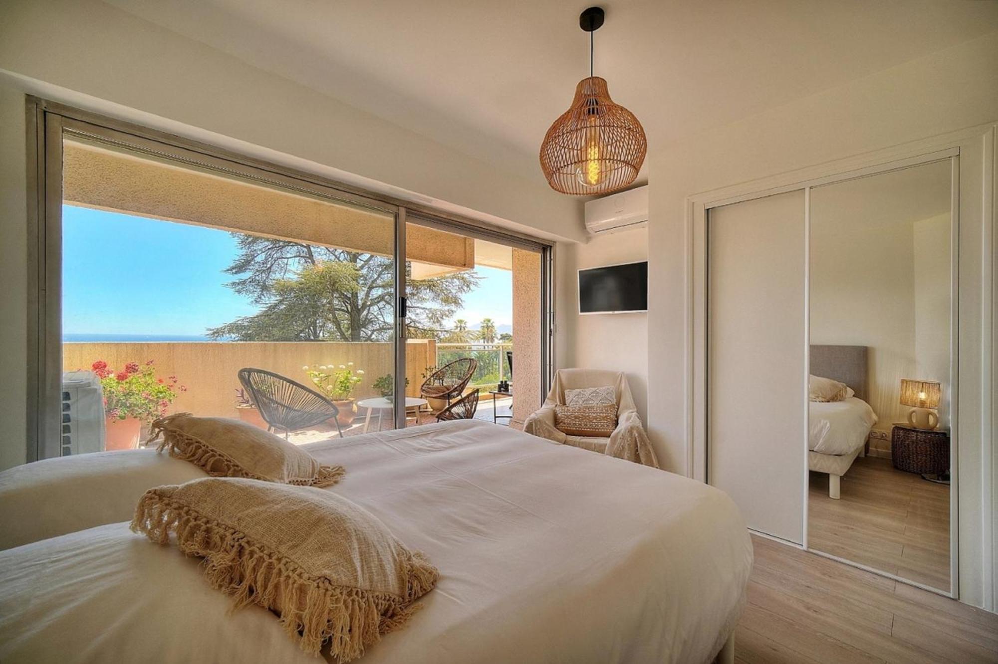 Apartment A2b232 Bel Vue Et Proche Cannes