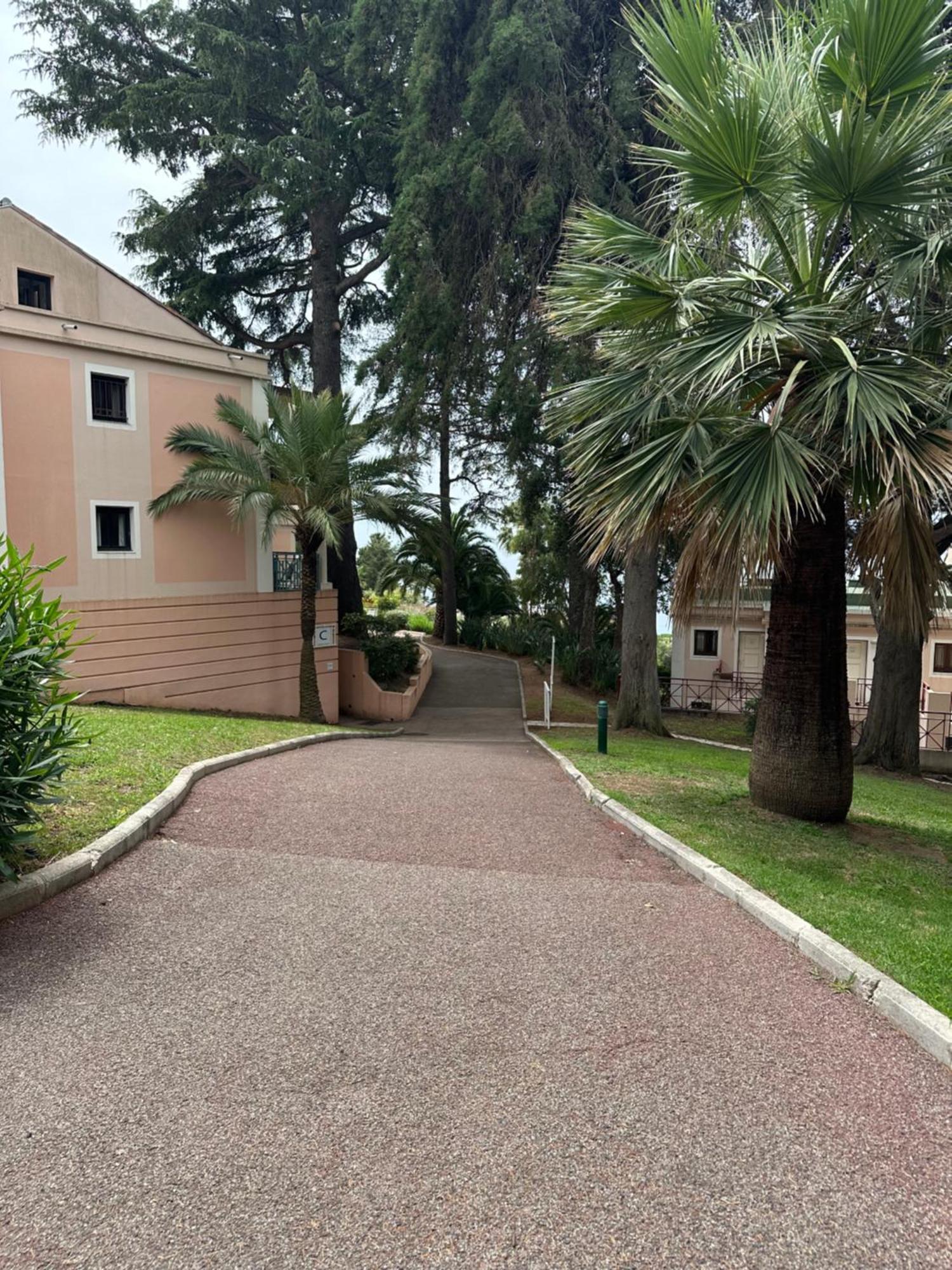 Francia Piscine Tennis A 500m Des Plages De Apartment Cannes