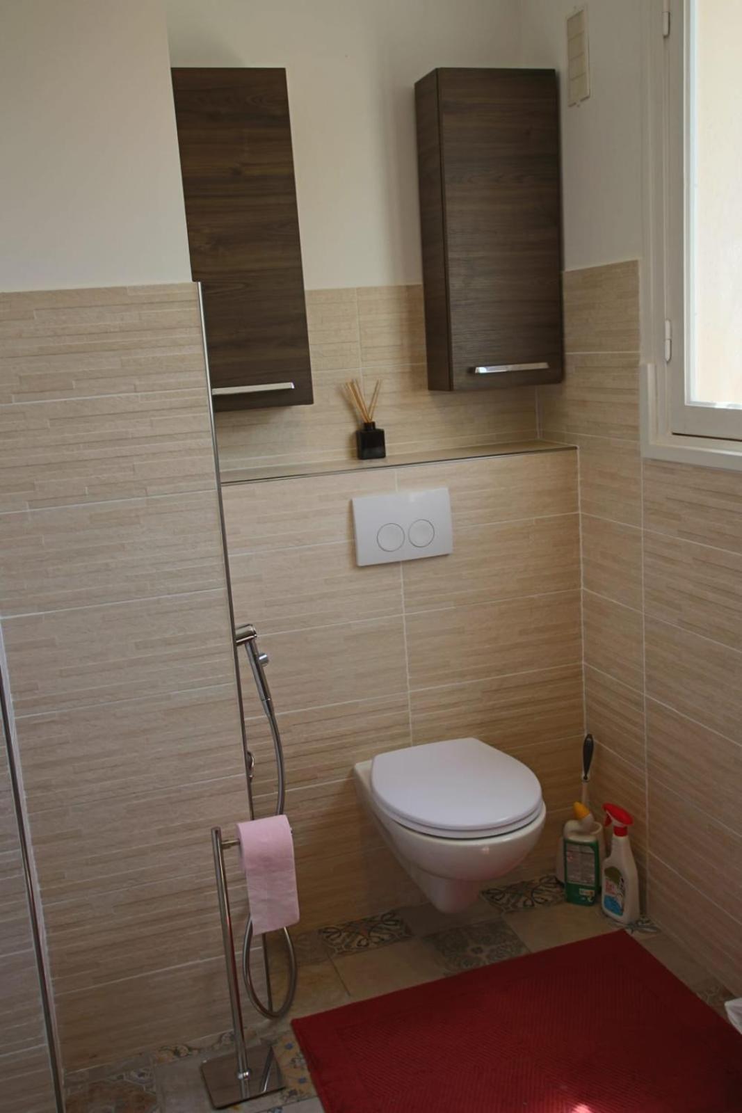 Air-conditioned Of 90 M2 Only 200 Meters Away From The Croisette Apartment Cannes