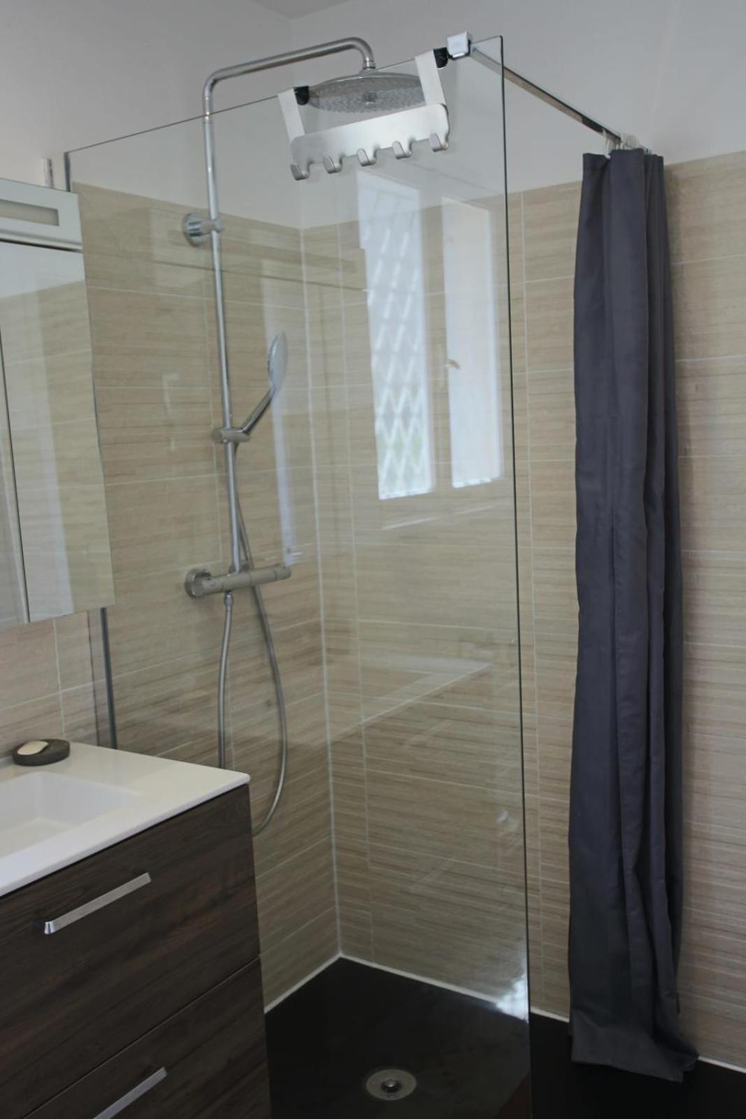 Apartment Air-conditioned Of 90 M2 Only 200 Meters Away From The Croisette Cannes