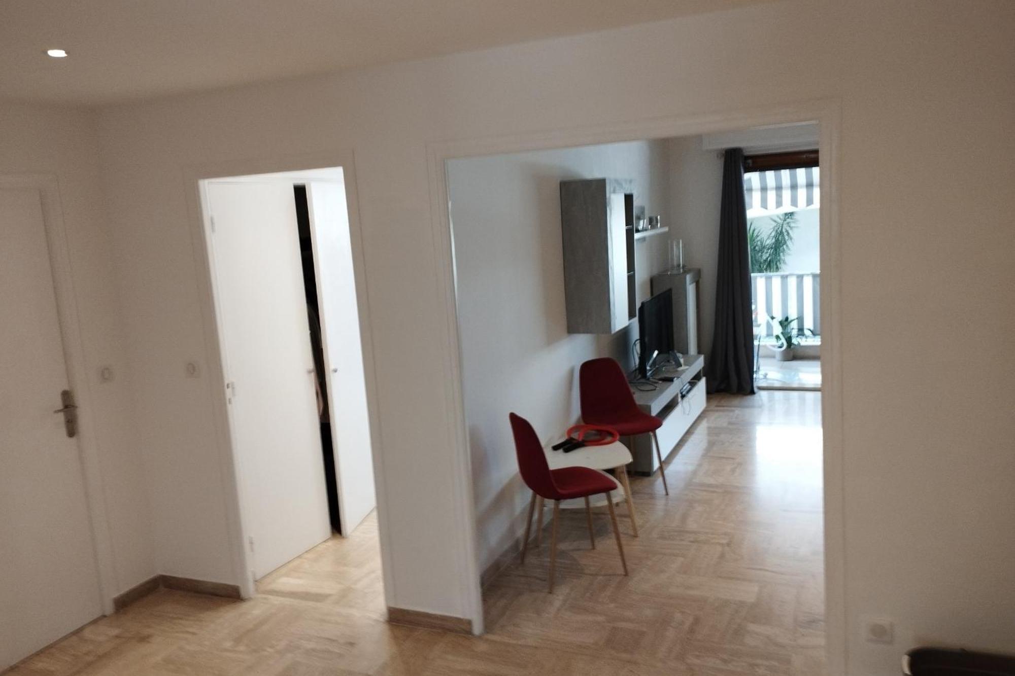 Air-conditioned Of 90 M2 Only 200 Meters Away From The Croisette Apartment