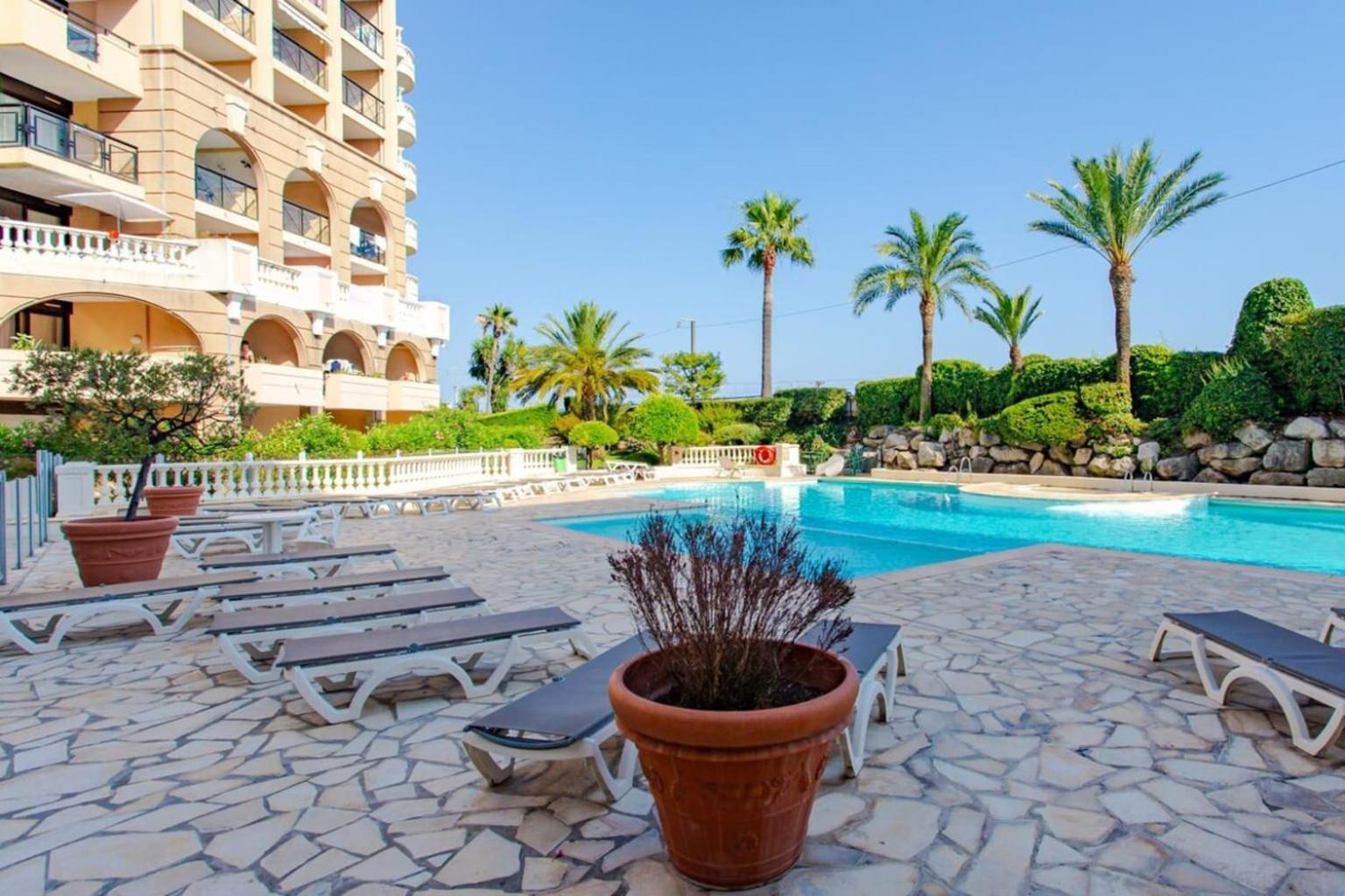 Palm Azur Climatise, Wifi, Piscine, Parking *