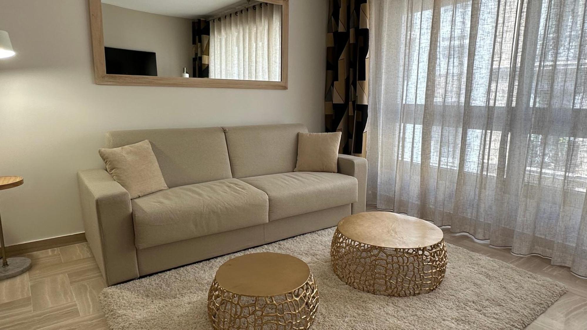 Gray D'albion Croisette, 4 Personnes *
