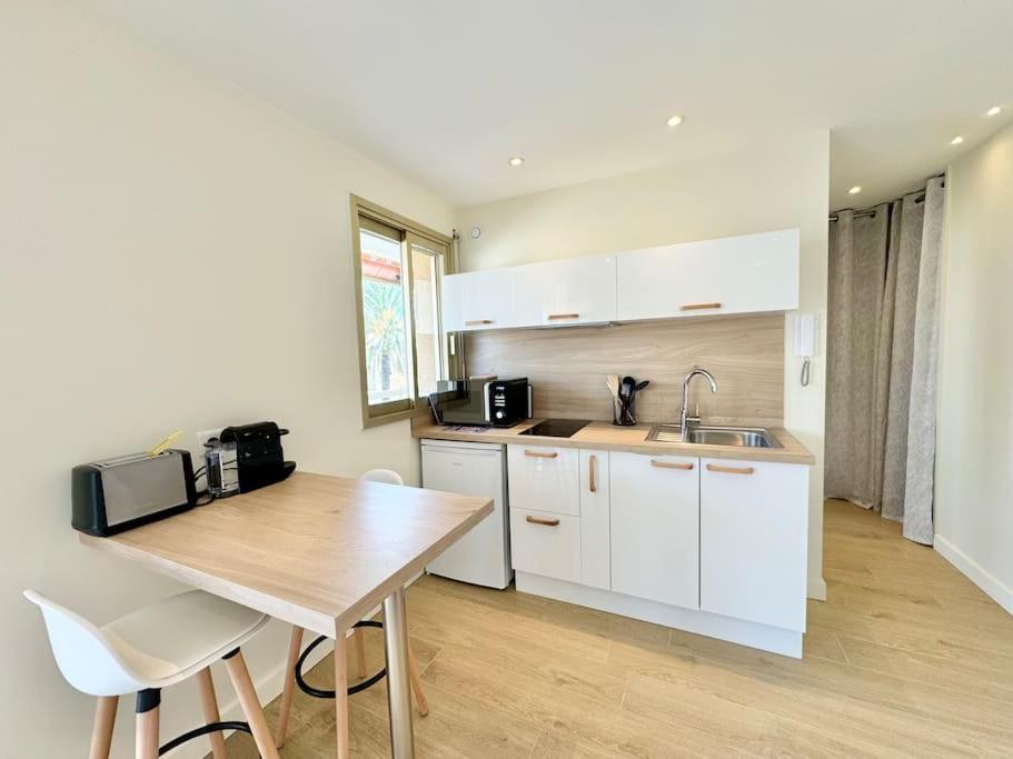 Le Palm Beach, Clim ,parking, Neuf Apartment Cannes