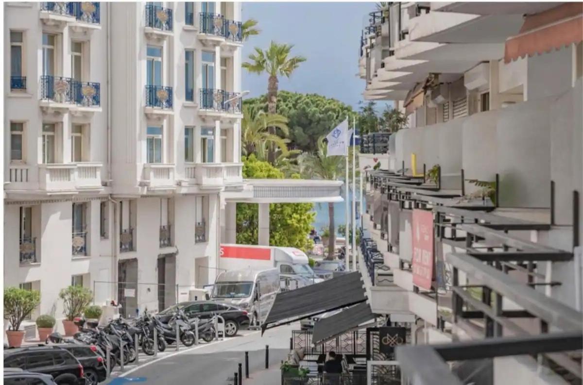 Magnifique 2 Pieces Avec Balcon Proche Martinez Et Croisette * Cannes