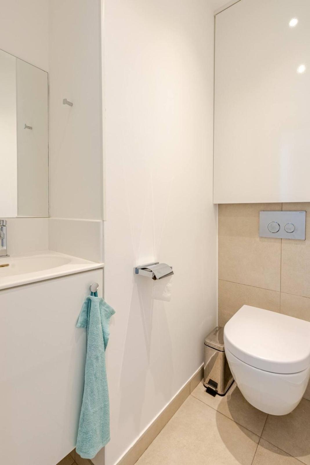Magnifique 2 Pieces Avec Balcon Proche Martinez Et Croisette * Cannes