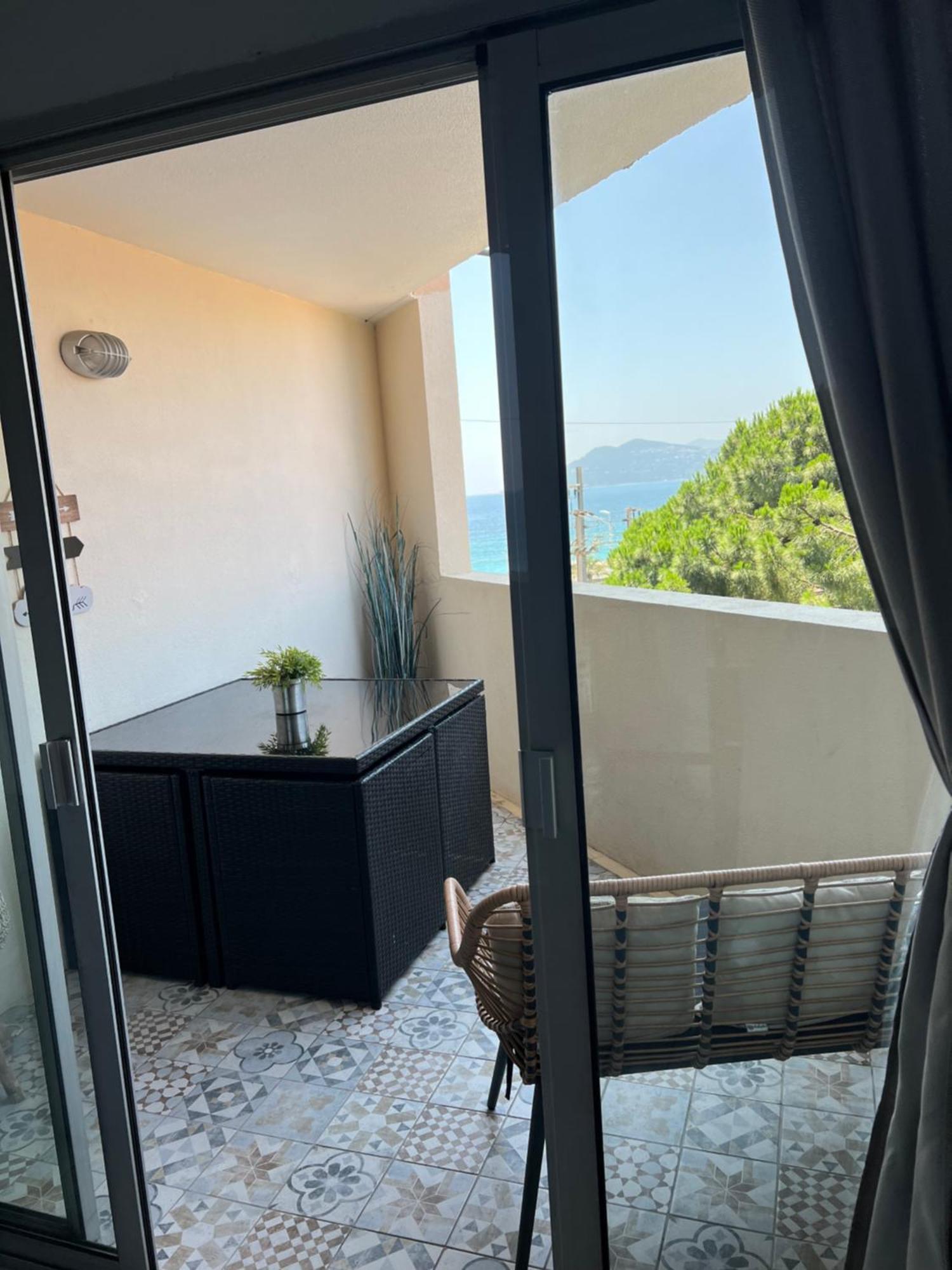 Joli 2 Pieces Aux Pieds Des Plages Appartement *