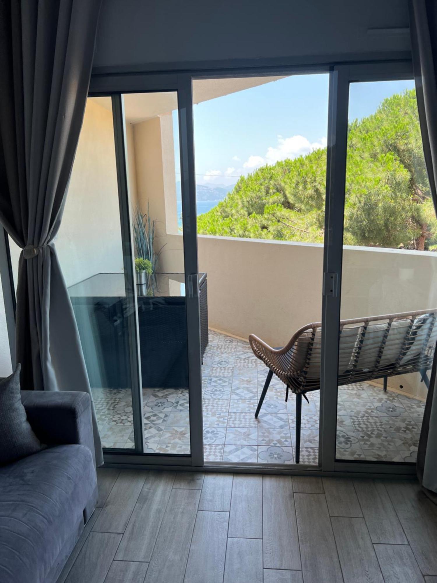 Appartement Joli 2 Pieces Aux Pieds Des Plages *