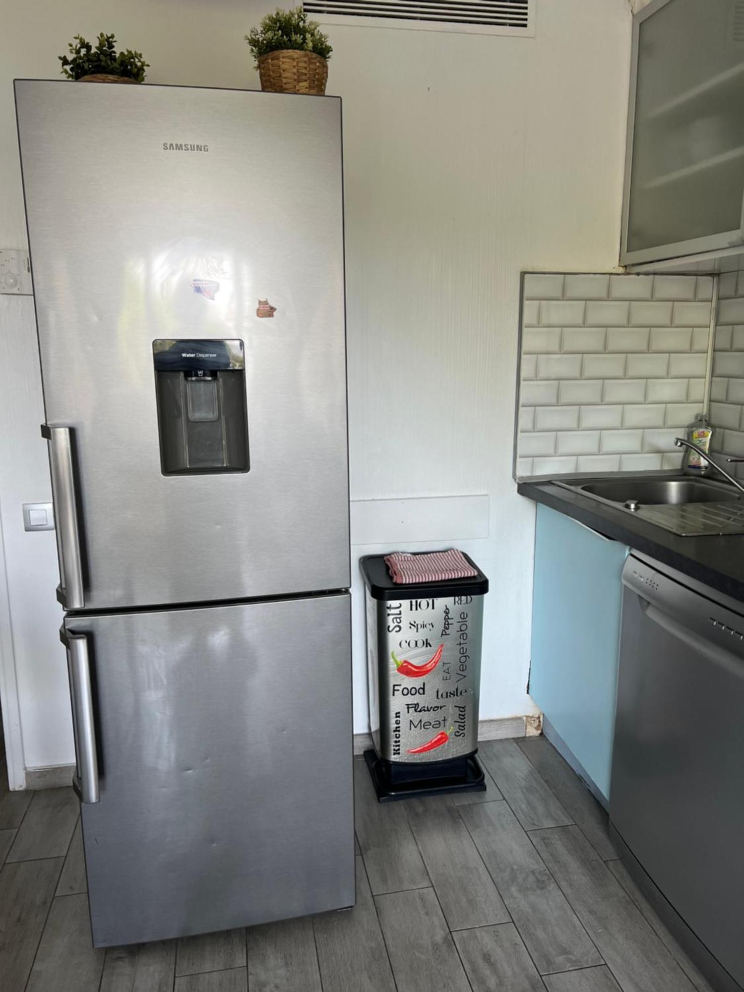 Joli 2 Pieces Aux Pieds Des Plages Appartement Cannes