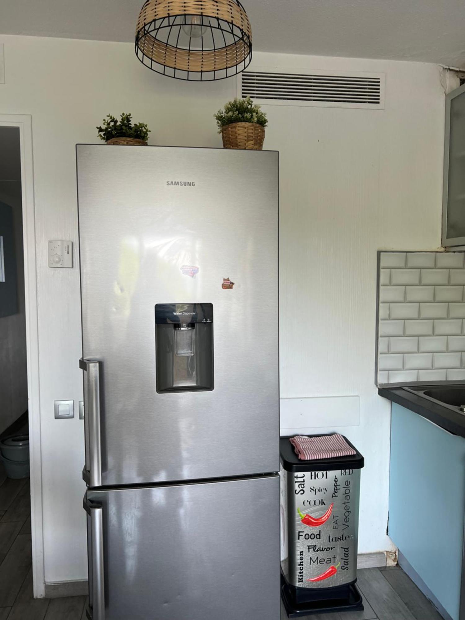 Joli 2 Pieces Aux Pieds Des Plages Appartement Cannes