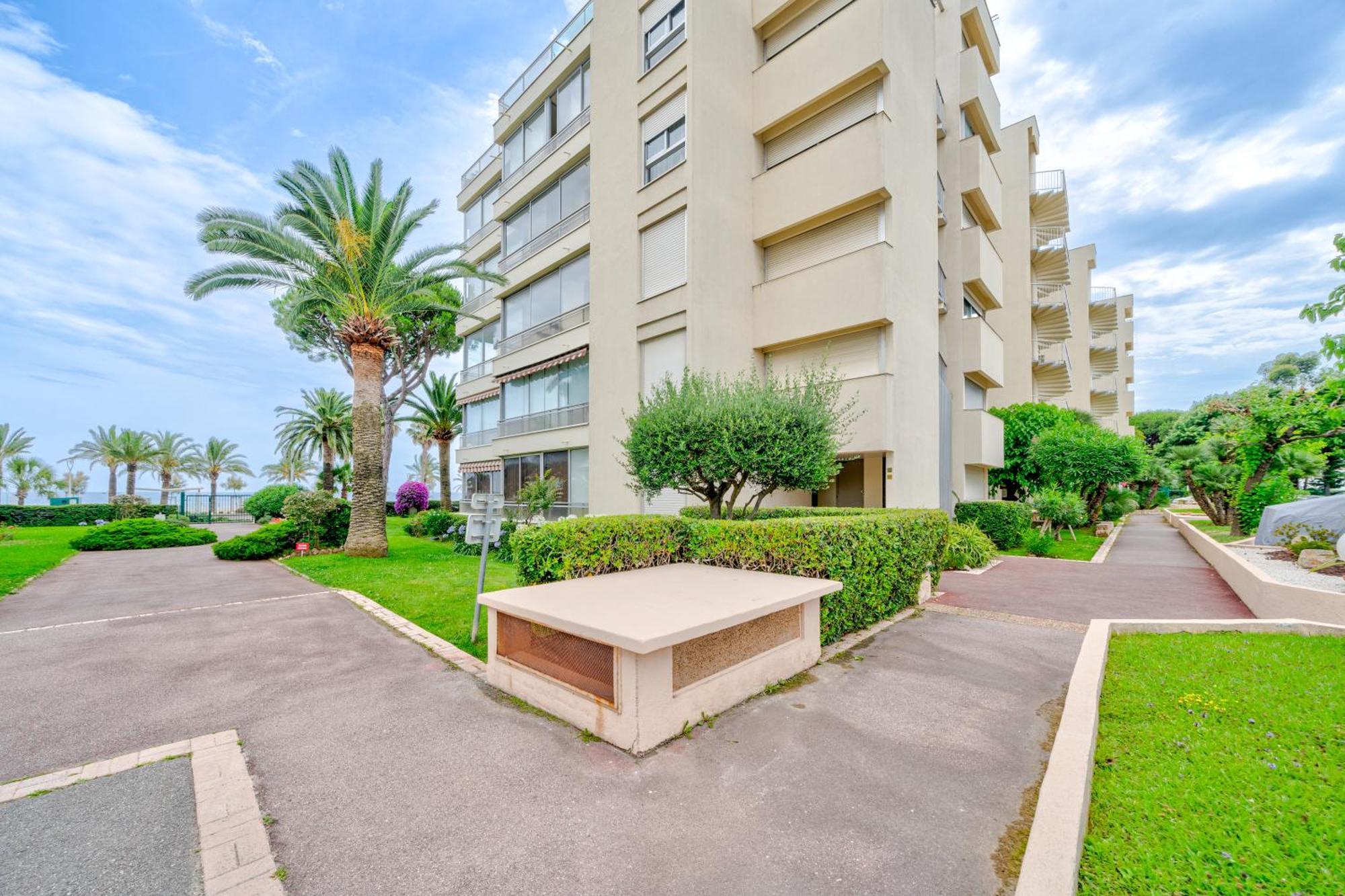 - Sur Le Toit- Vue Mer Cannes