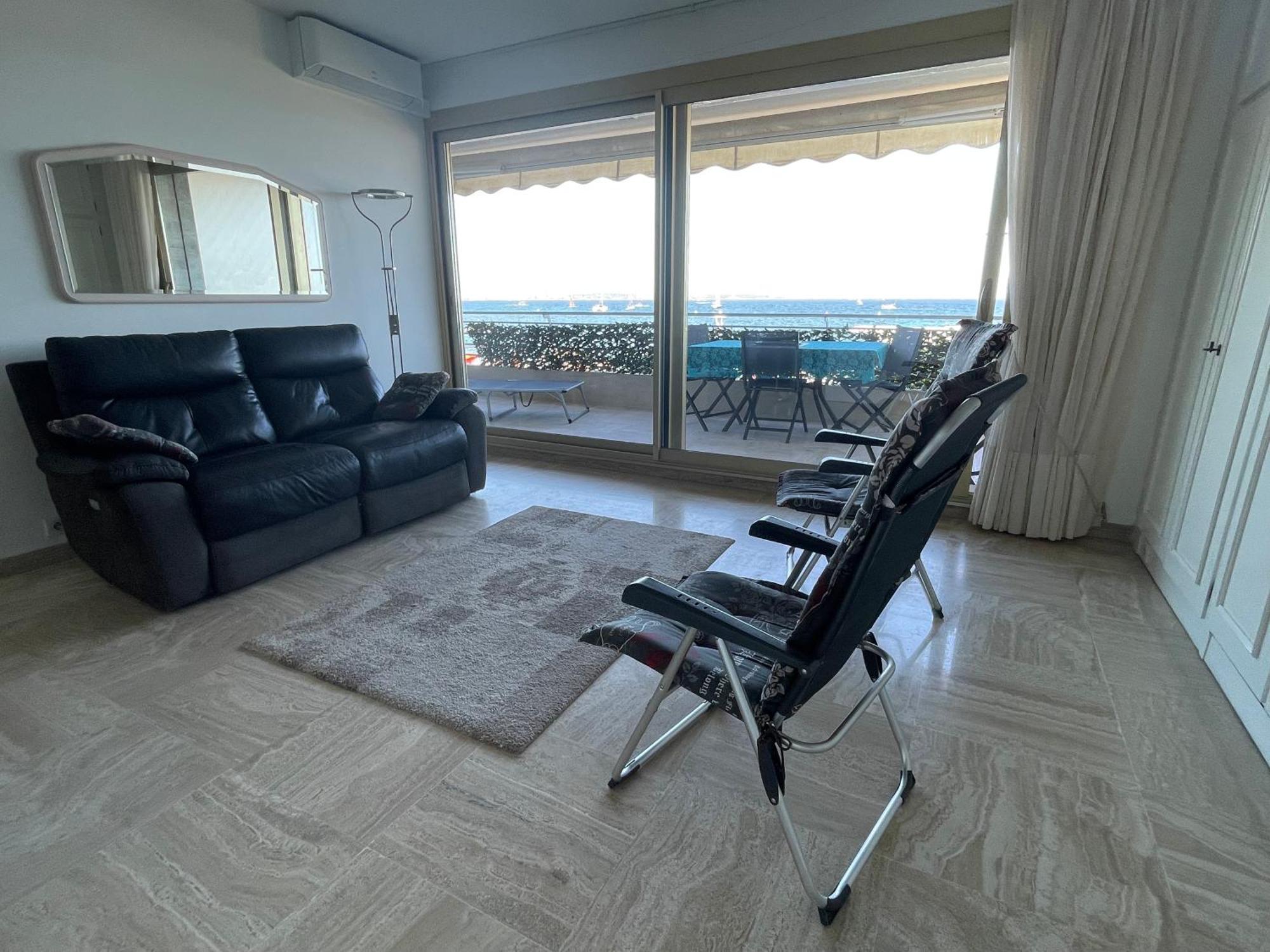Luxueux Front De Apartment