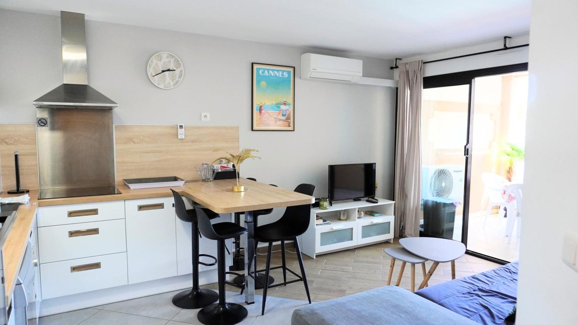 426, Vue Et Piscine By Palmazur Apartment *