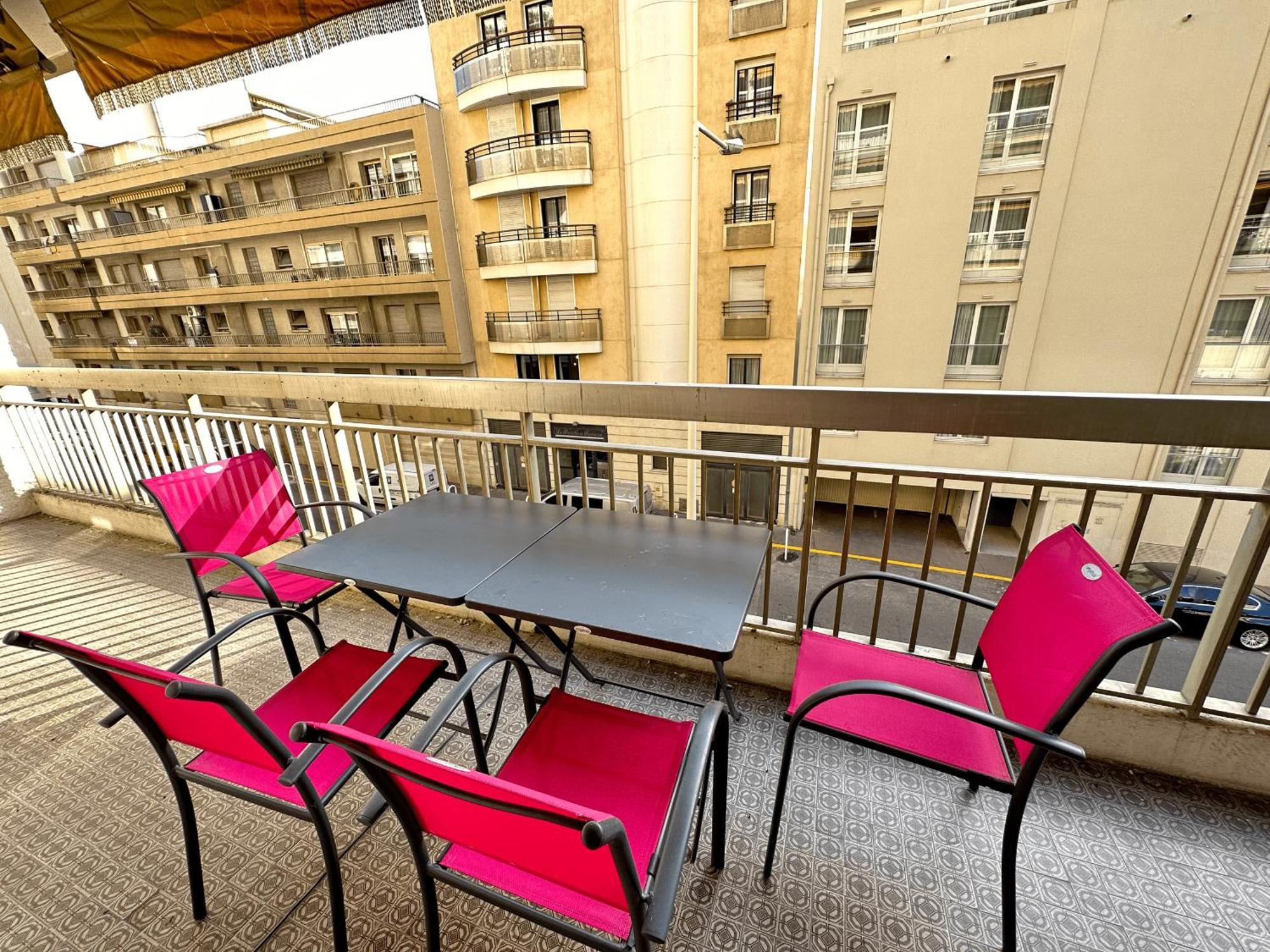 Apartment Bel Quartier Carlton Fau1915