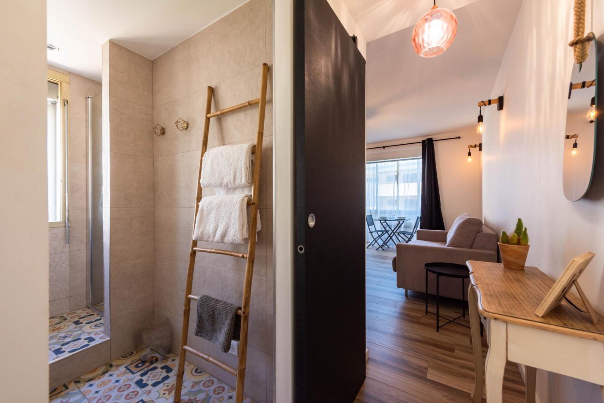 Bord De Mer Apartment *
