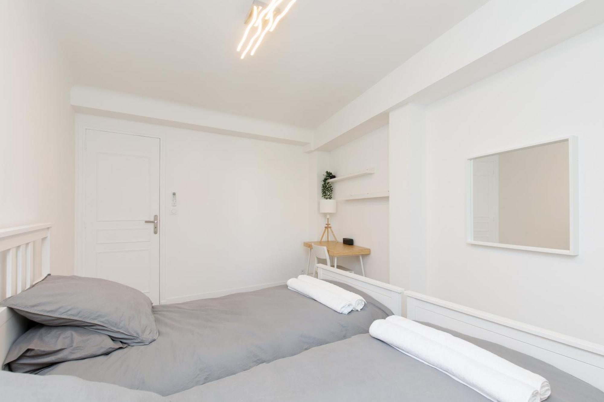 Apartment T3appartement De Luxe Croisette En Face De La Martinez 80m2 *